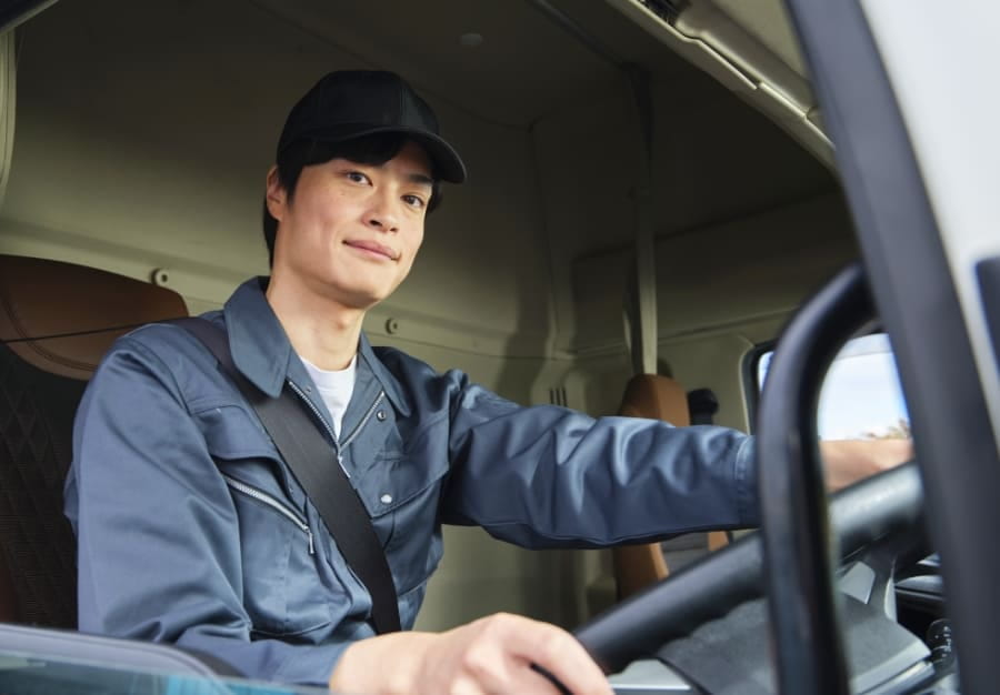 男性ドライバー