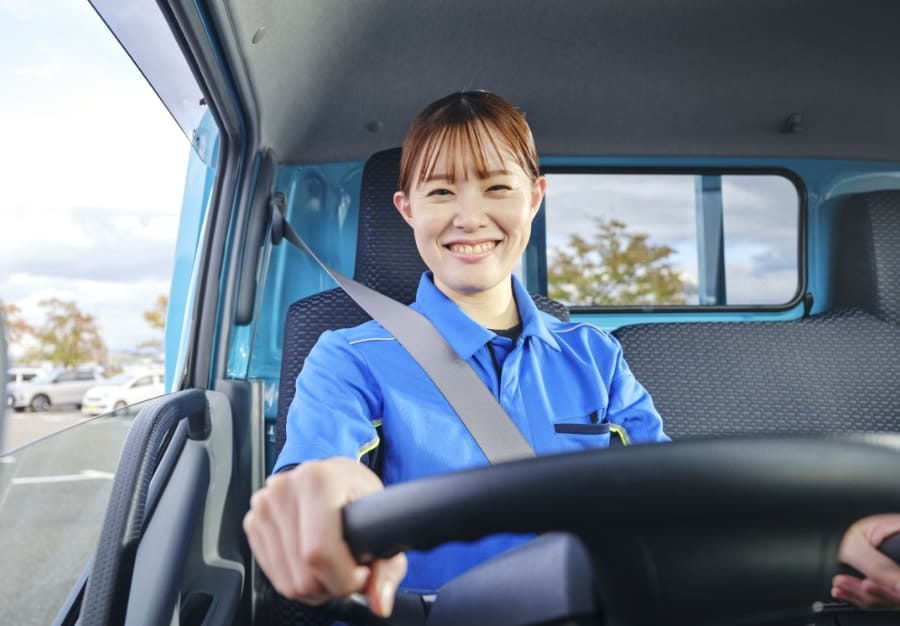女性ドライバー