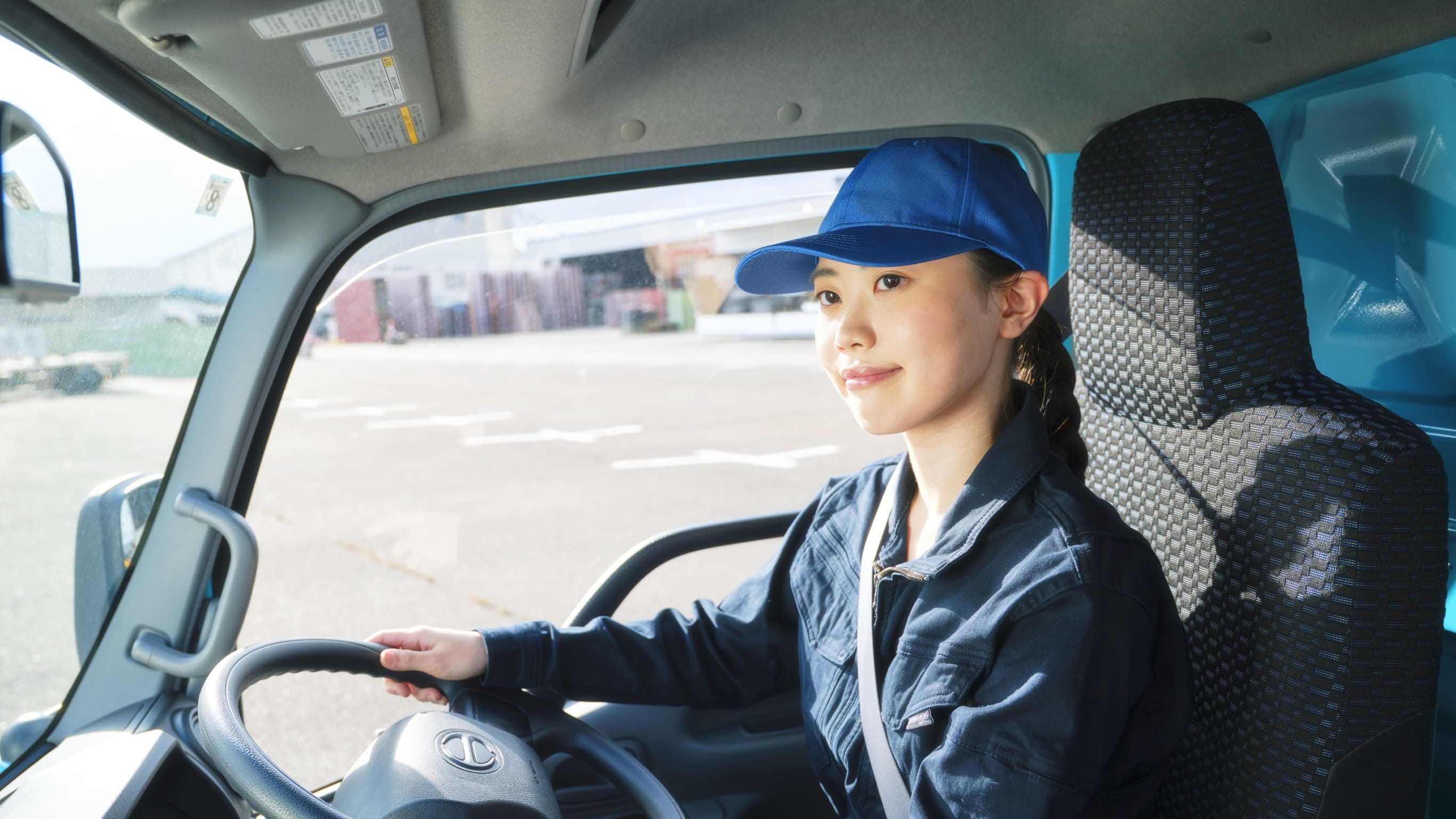 女性ドライバー